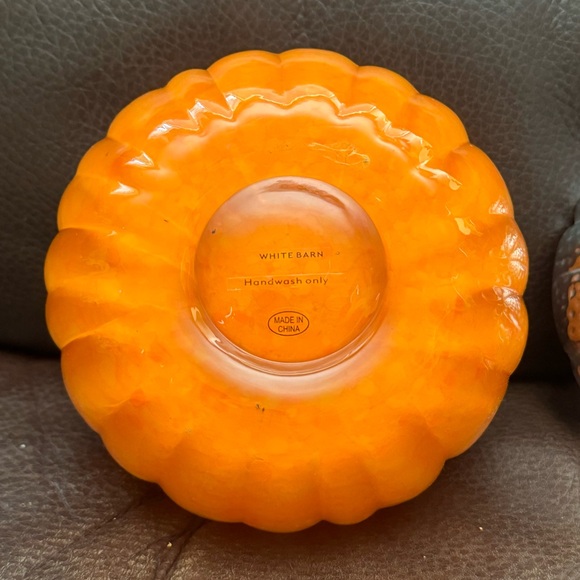 White Barn Glass Pumpkin 3 Wick Candle Holder with Metal Lid - Picture 12 of 13